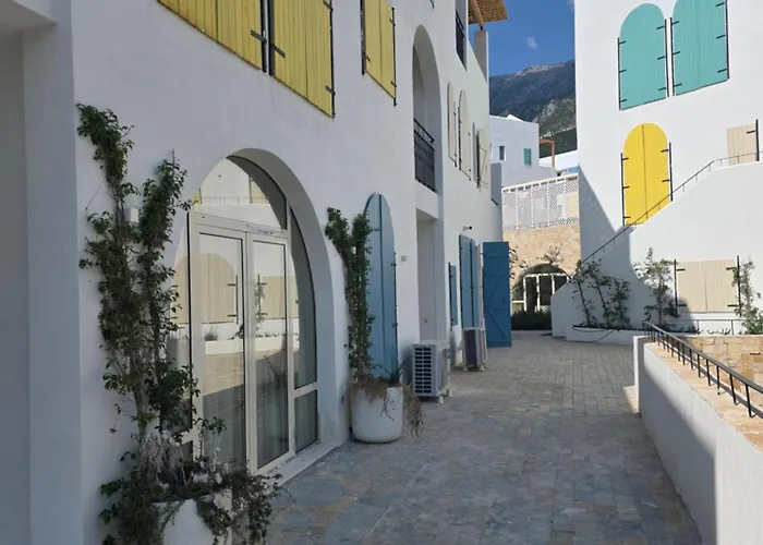 Lorins Seaside Santorini - Drymades, Dhermi 아파트 *
