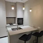 Lorins Seaside Santorini - Drymades, Appartement Dhërmi