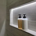 Lorins Seaside Santorini - Drymades,