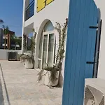 Lorins Seaside Santorini - Drymades, Appartement