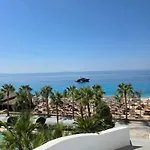 Lorins Seaside Santorini - Drymades, Appartement *