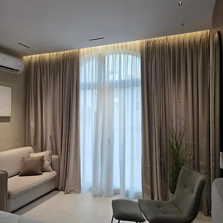 Appartement Lorins Seaside Santorini In Drymades Gjilek