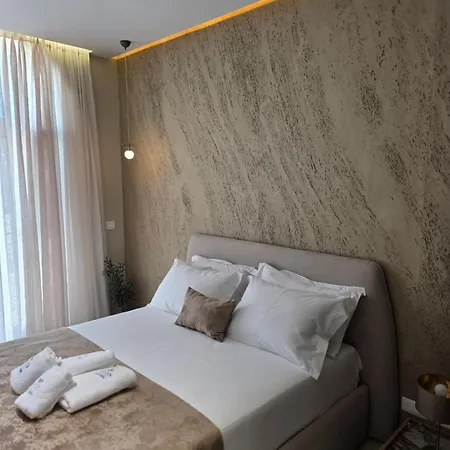Lorins Seaside Santorini - Drymades, Апартаменты Дхерми