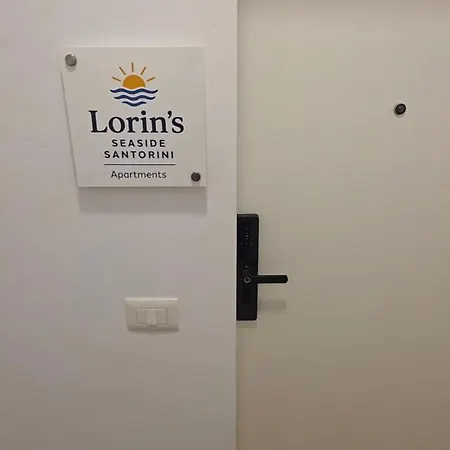 Апартаменты Lorins Seaside Santorini - Drymades,