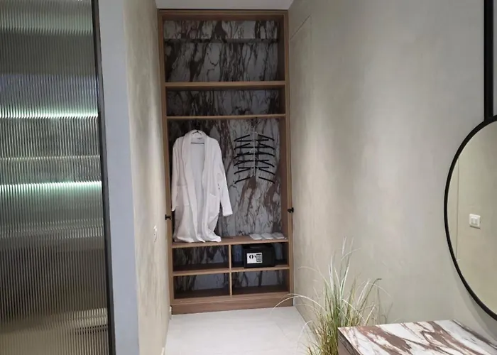 公寓 Lorins Seaside Santorini In Drymades
